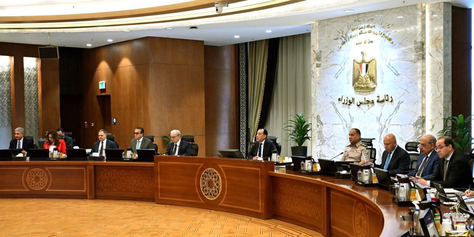 أخبار مصر والعالم لحظة بلحظة - مدبولي: طرح كميات كبيرة من اللحوم والسلع استعدادًا لعيد الأضحى.. وتكثيف الرقابة على الأسواق
