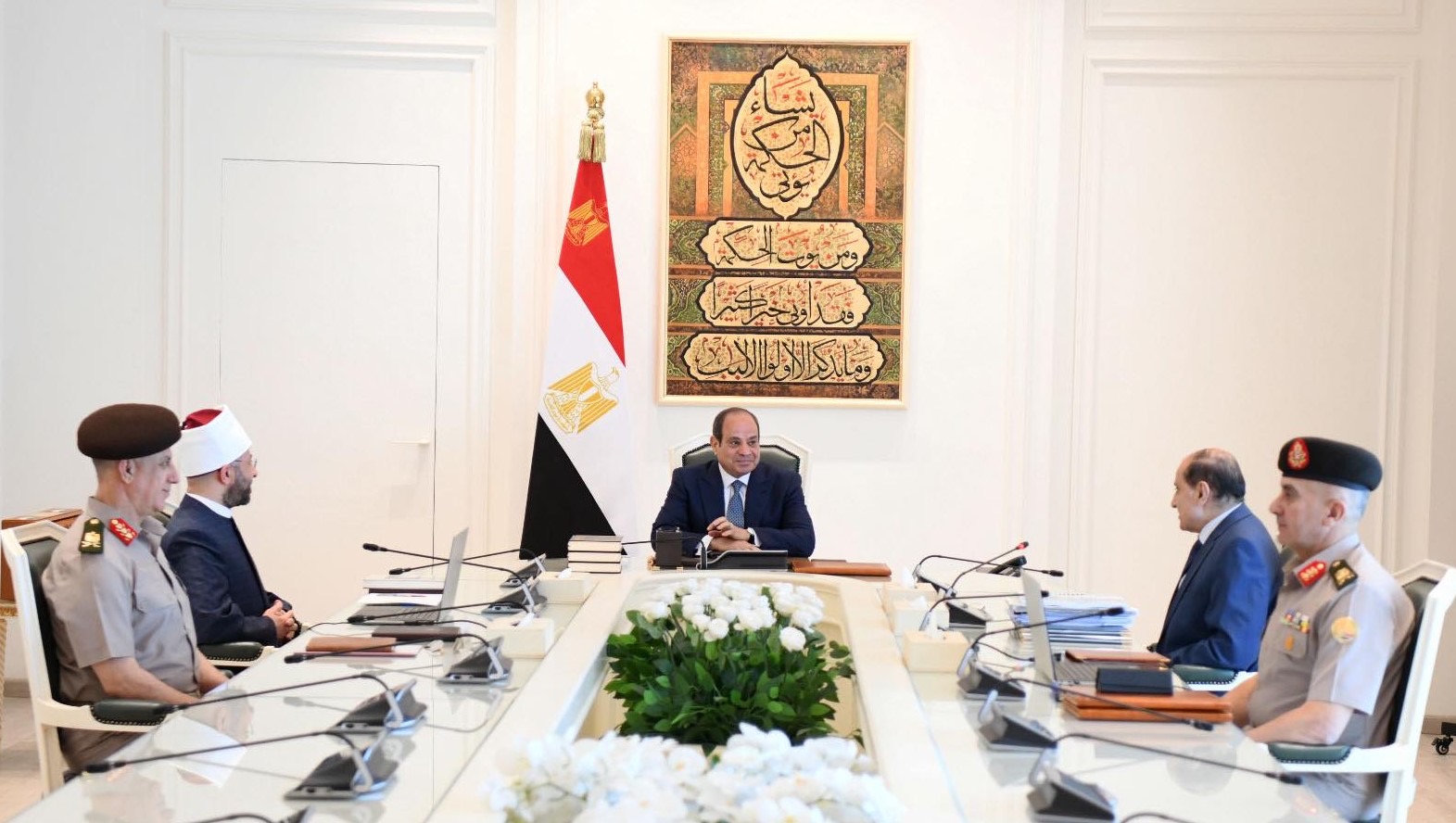 أخبار مصر والعالم لحظة بلحظة - الرئيس يُؤكد أهمية حصر وتوثيق أصول وممتلكات هيئة الأوقاف المصرية لتعظيم الاستغلال الأمثل لها