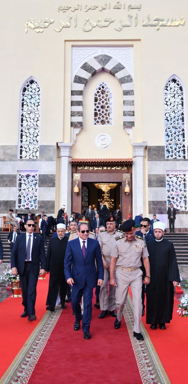 أخبار مصر والعالم لحظة بلحظة - الرئيس السيسي يؤدي صلاة عيد الأضحى بمسجد الرحمن الرحيم بالعاصمة الجديدة