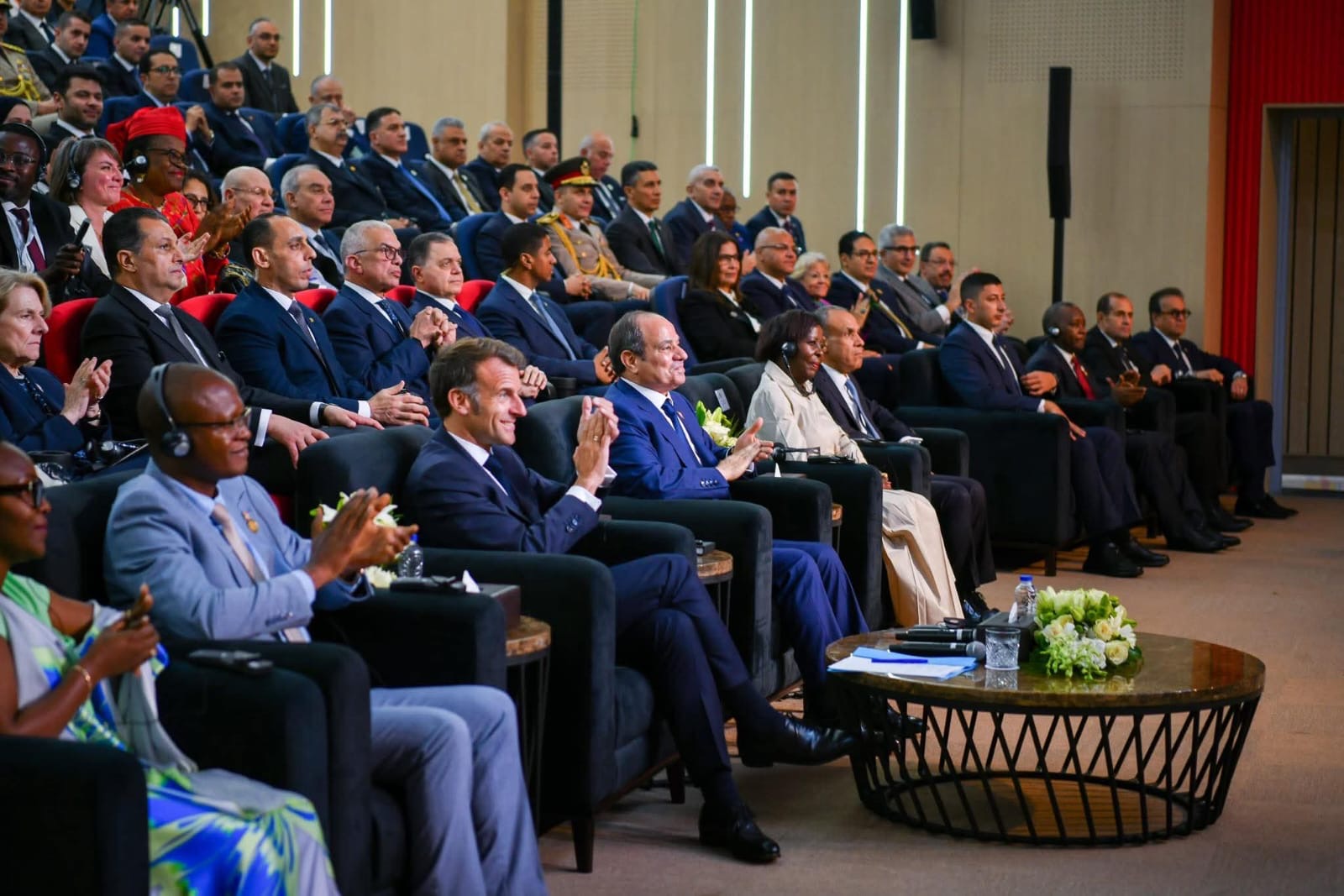 محطة مصر نيوز - الرئيس السيسي يشهد افتتاح المقر الجديد لجامعة سنجور بمدينة برج العرب الجديدة بحضور الرئيس الفرنسي وعدد من القادة الأفارقة