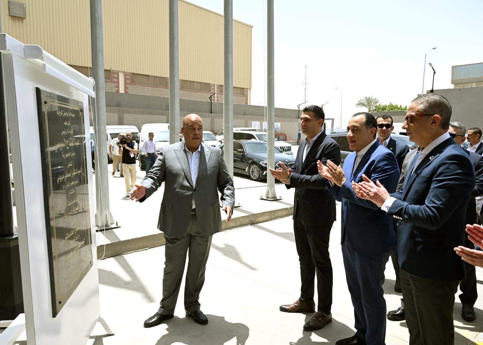 أخبار مصر والعالم لحظة بلحظة - رئيس الوزراء يفتتح مصنع "جالفا للصناعات الهندسية" بمدينة السادس من أكتوبر