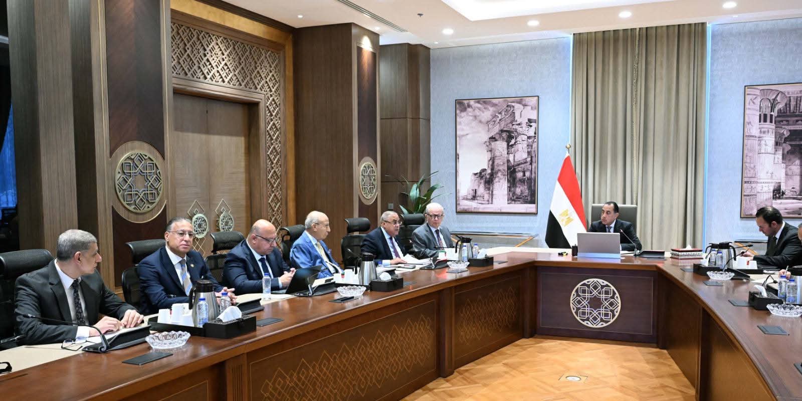 أخبار مصر والعالم لحظة بلحظة - مدبولي: طرح حصص الشركات المقيدة بالبورصة قبل نهاية 2026 ونقل تبعية شركات قطاع الأعمال قبل 30 يونيو