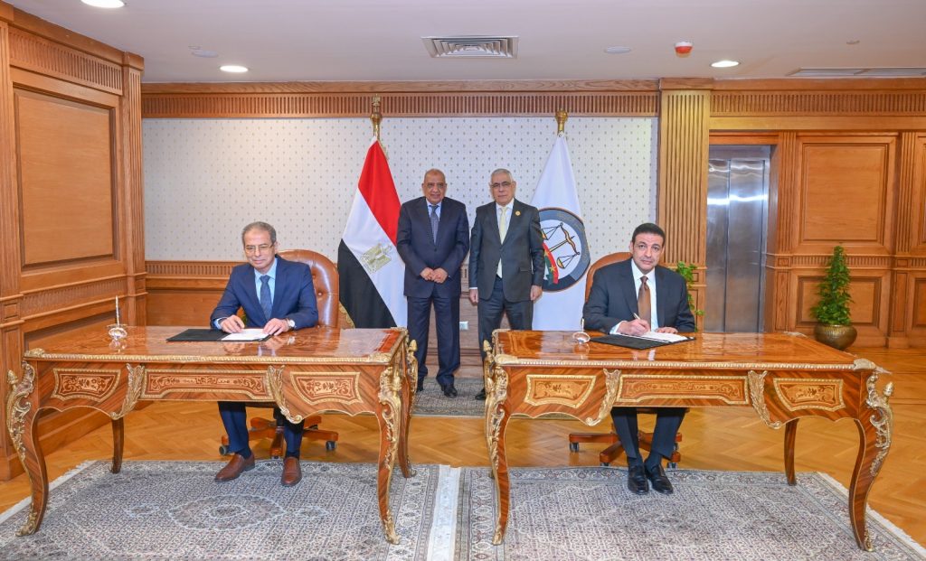 محطة مصر نيوز - النائب العام ووزير الكهرباء يشهدان توقيع بروتوكول تعاون لتأهيل مأموري الضبط القضائي