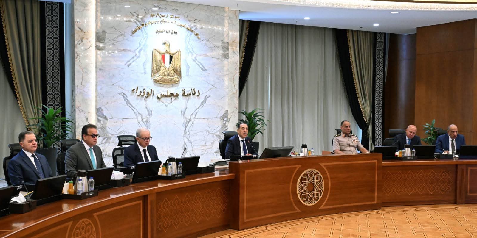 أخبار مصر والعالم لحظة بلحظة - مدبولي: طرح كميات كبيرة من اللحوم والسلع استعدادًا لعيد الأضحى.. وتكثيف الرقابة على الأسواق