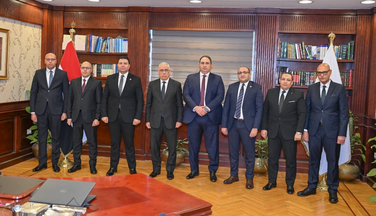 أخبار مصر والعالم لحظة بلحظة - النائب العام يستقبل عددًا من رؤساء الاستئناف لعرض كشوف إنجاز القضايا بدوائر نياباتهم