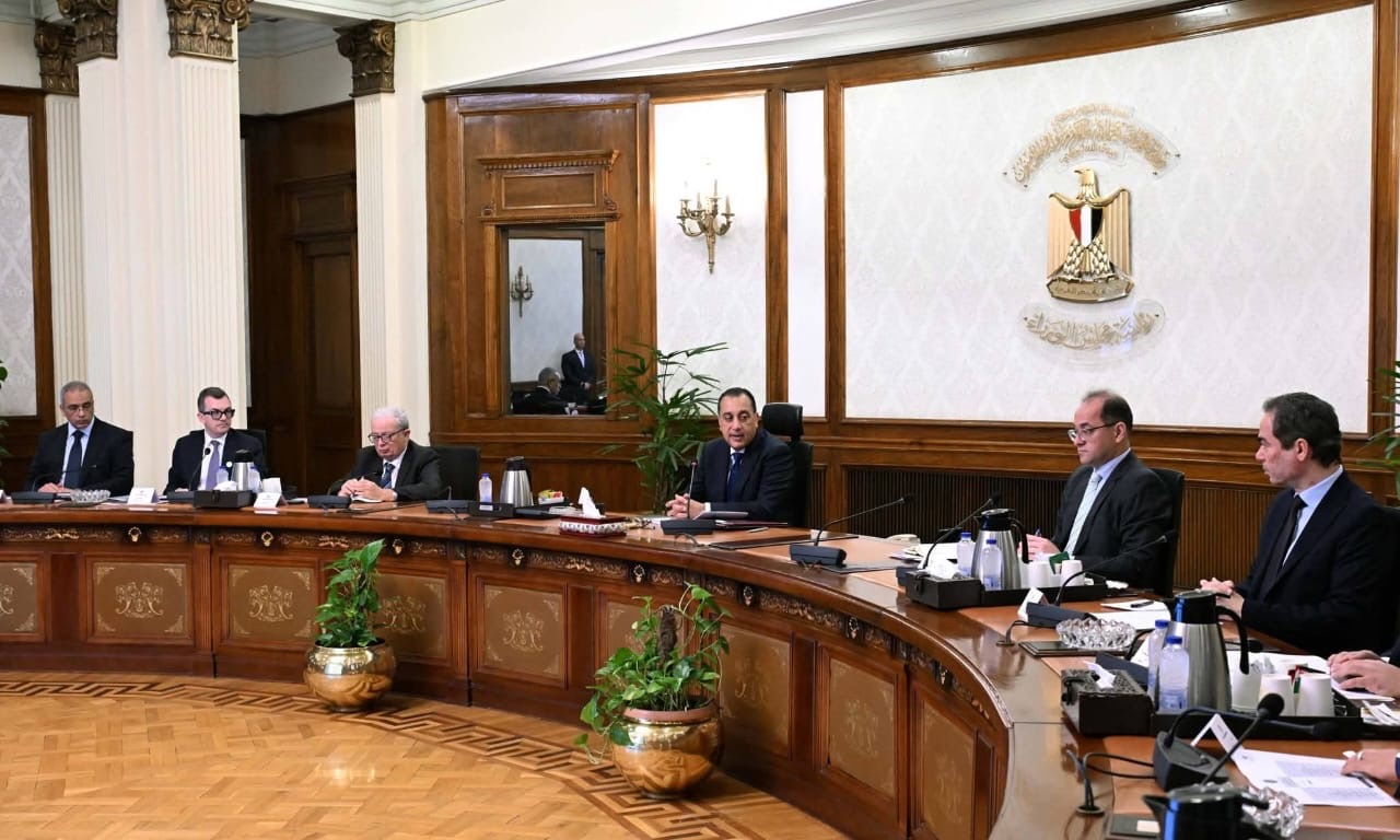 أخبار مصر والعالم لحظة بلحظة - مدبولي يناقش خطة تطوير "ماسبيرو" وتسوية مديونيات الهيئة الوطنية للإعلام ويؤكد: نعمل على إعادة قوتها الناعمة