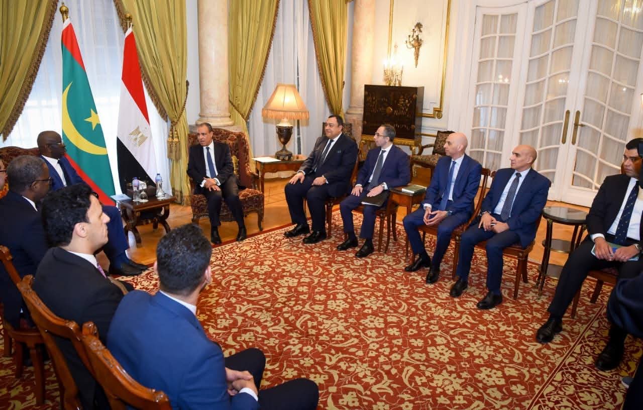 أخبار مصر والعالم لحظة بلحظة - وزير الخارجية يبحث مع نظيره الموريتاني تعزيز التعاون الثنائي وتنسيق المواقف تجاه قضايا المنطقة