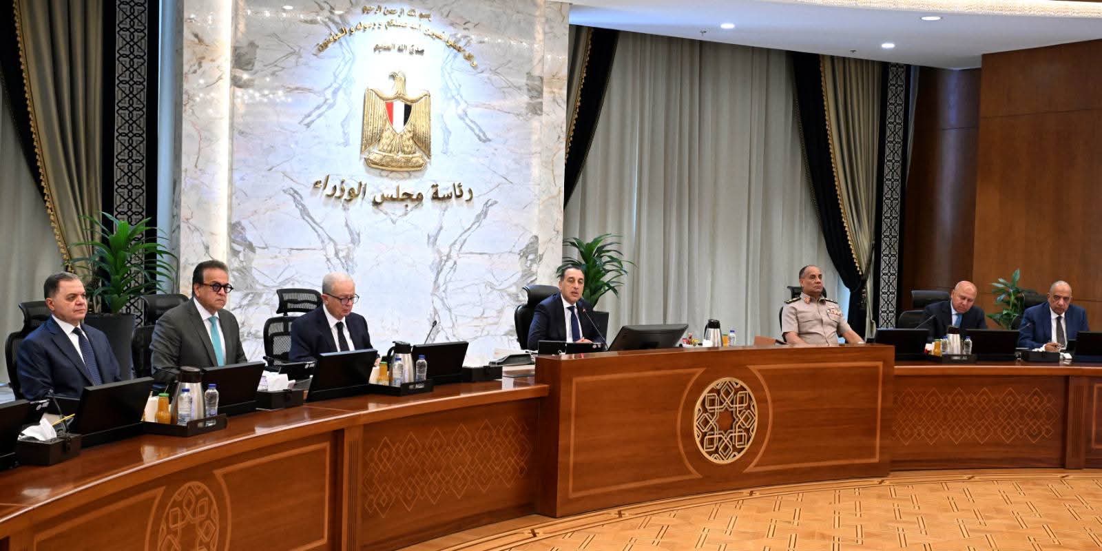 أخبار مصر والعالم لحظة بلحظة - مدبولي: طرح كميات كبيرة من اللحوم والسلع استعدادًا لعيد الأضحى.. وتكثيف الرقابة على الأسواق