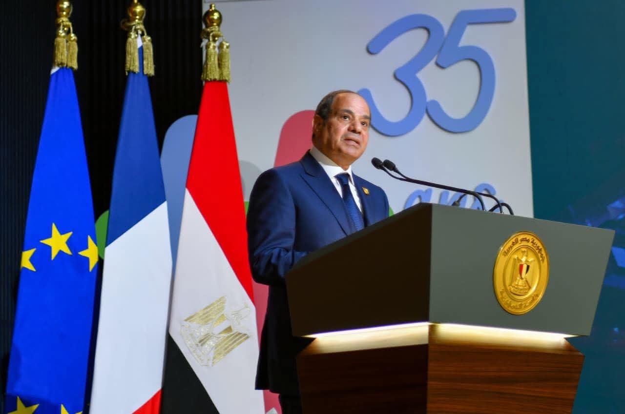محطة مصر نيوز - الرئيس السيسي يشهد افتتاح المقر الجديد لجامعة سنجور بمدينة برج العرب الجديدة بحضور الرئيس الفرنسي وعدد من القادة الأفارقة