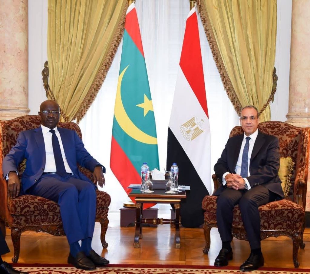 وزير الخارجية يبحث مع نظيره الموريتاني تعزيز التعاون الثنائي وتنسيق المواقف تجاه قضايا المنطقة أخبار مصر والعالم لحظة بلحظة - وزير الخارجية يبحث مع نظيره الموريتاني تعزيز التعاون الثنائي وتنسيق المواقف تجاه قضايا المنطقة