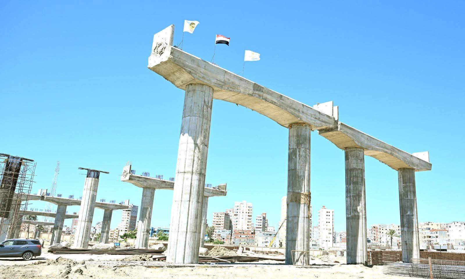 أخبار مصر والعالم لحظة بلحظة - مدبولي يتفقد مشروعات تطوير شرق الإسكندرية: شبكة طرق وميناء أبو قير الجديد لتعزيز التنمية والاستثمار