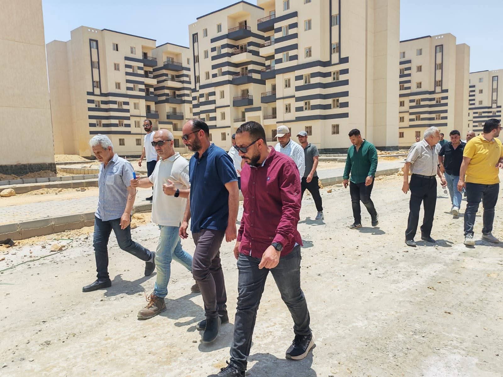 أخبار مصر والعالم لحظة بلحظة - وزيرة الإسكان تتابع تنفيذ المشروعات السكنية بـ6 أكتوبر والعبور الجديدة وحدائق أكتوبر