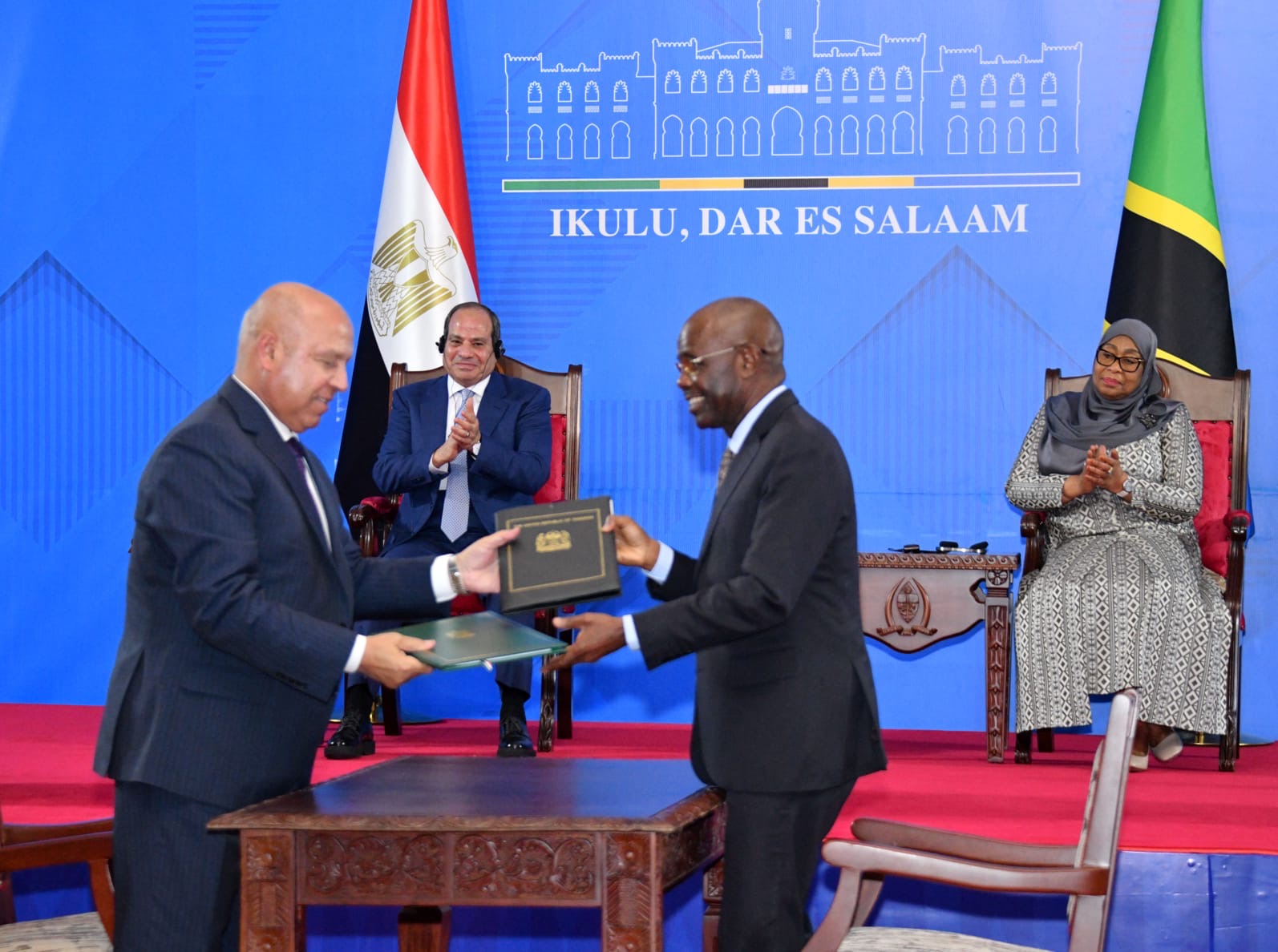 أخبار مصر - الرئيس السيسي يلتقي رئيسة جمهورية تنزانيا المتحدة