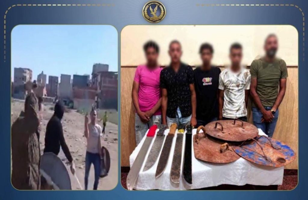 الداخلية تكشف ملابسات فيديو التلويح بالأسلحة البيضاء في الإسكندرية.. وضبط 5 متهمين أخبار مصر - الداخلية تكشف ملابسات فيديو التلويح بالأسلحة البيضاء في الإسكندرية.. وضبط 5 متهمين