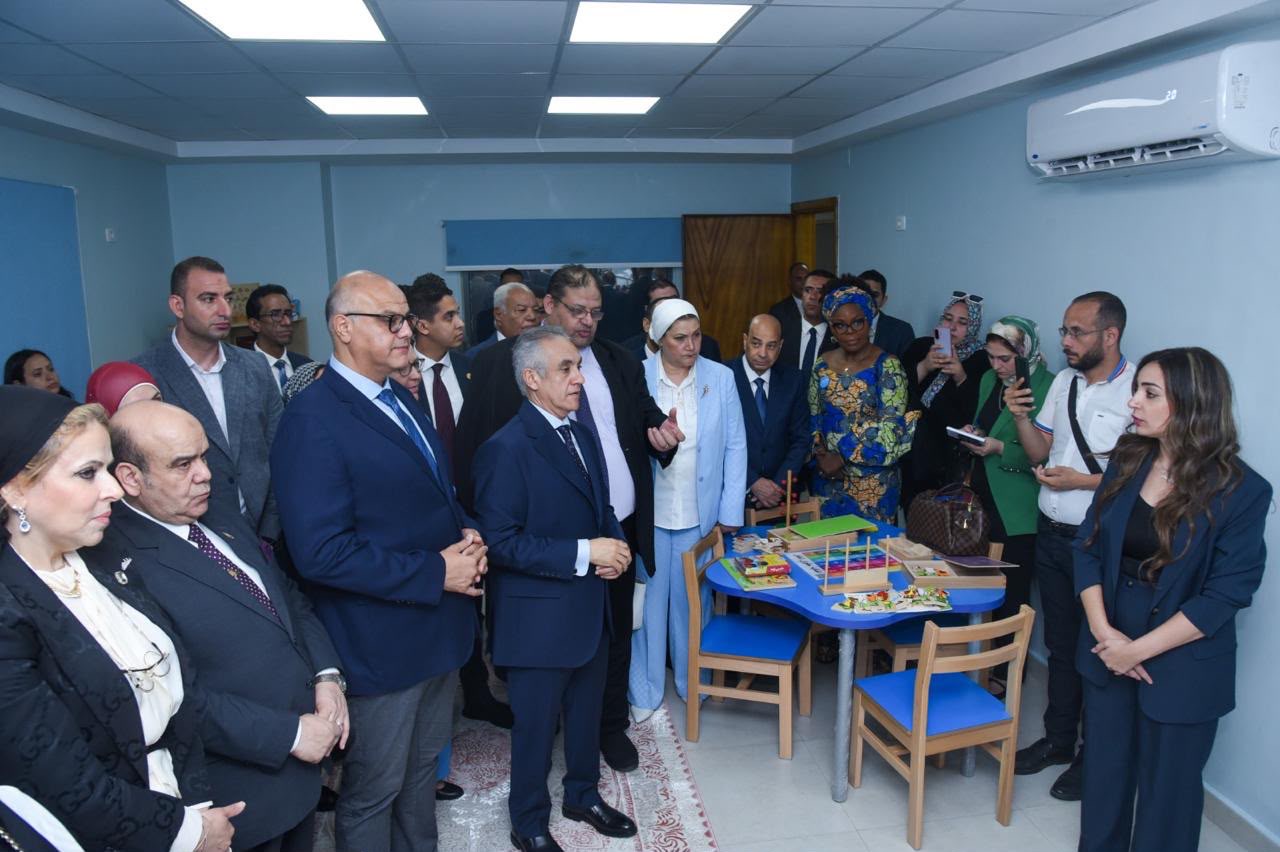 أخبار مصر - وزير العدل يفتتح المحكمة النموذجية الصديقة للطفل بمحكمة شرق الإسكندرية