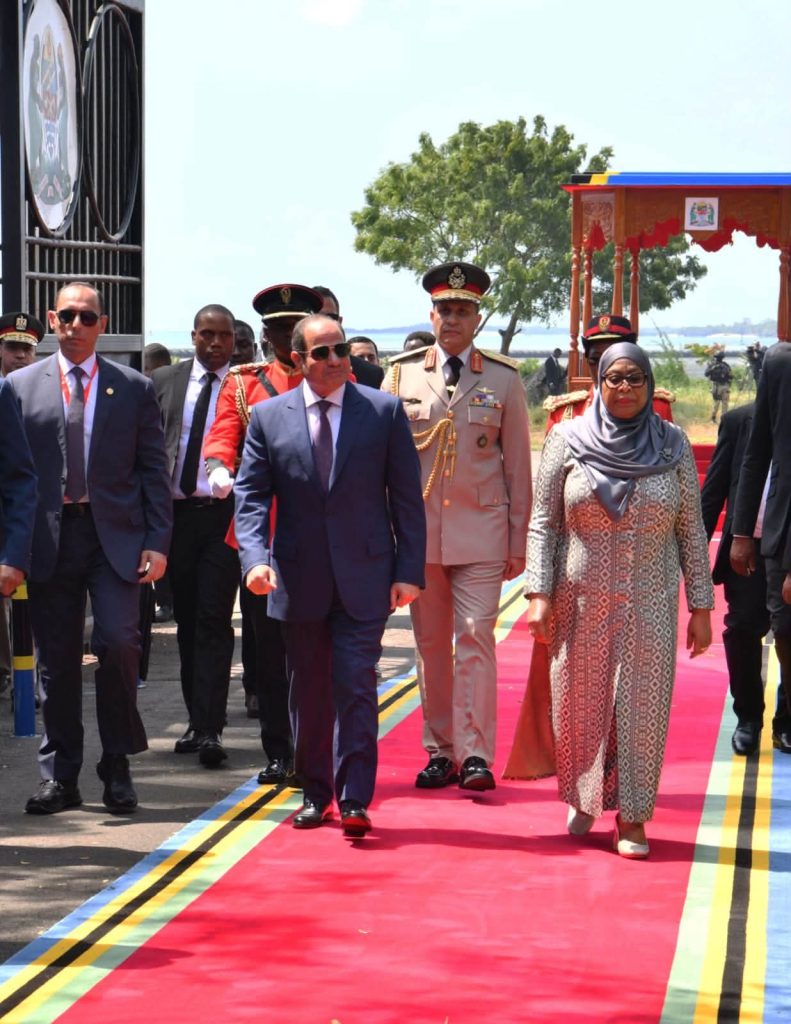 الرئيس السيسي يُشارك في الجلسة الختامية لاجتماع رجال الأعمال بين مصر وتنزانيا أخبار مصر - الرئيس السيسي يُشارك في الجلسة الختامية لاجتماع رجال الأعمال بين مصر وتنزانيا