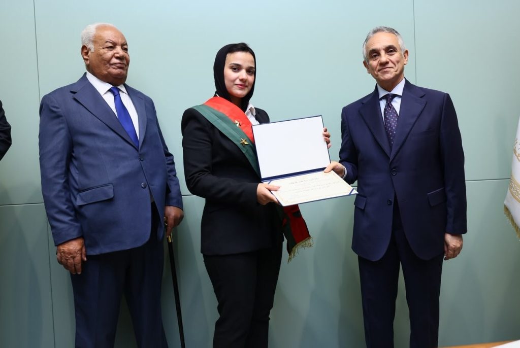 أخبار مصر - وزير العدل يلتقي قضاة وأعضاء النيابة العامة بالإسكندرية ويكرِّم المتميزين
