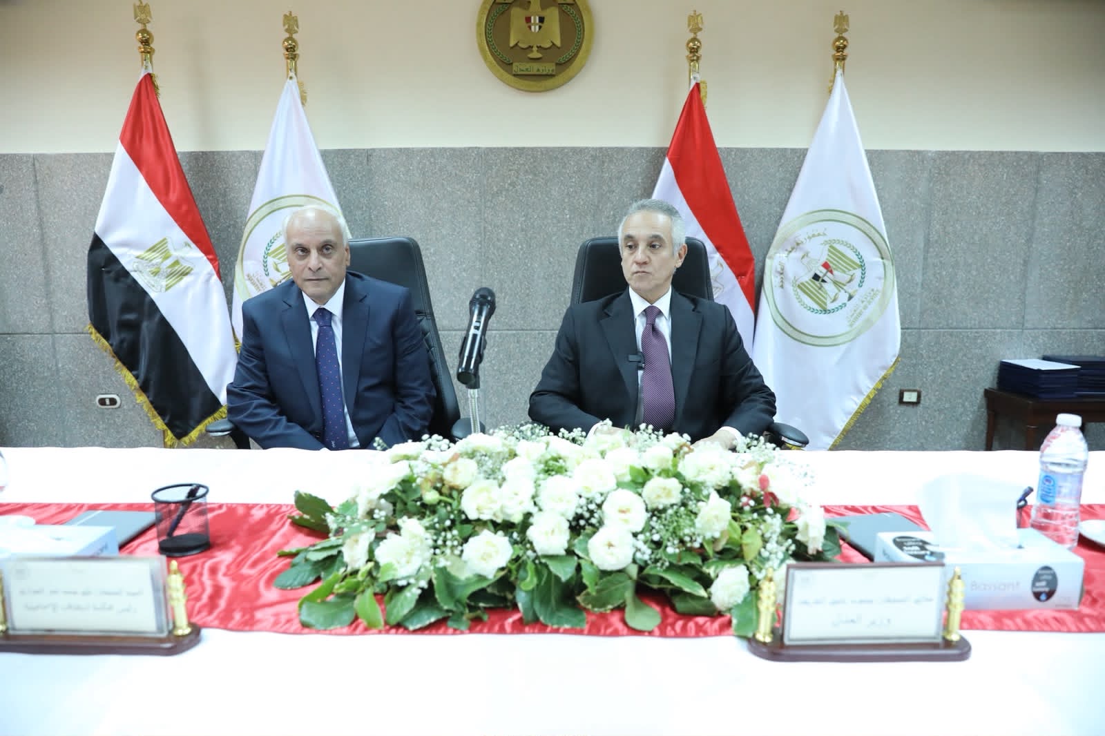 أخبار مصر - وزير العدل يفتتح محكمة بورفؤاد الجزئية بمحافظة بورسعيد.. ويُكرم نخبةً من القضاة وأعضاء النيابة العامة المتميزين