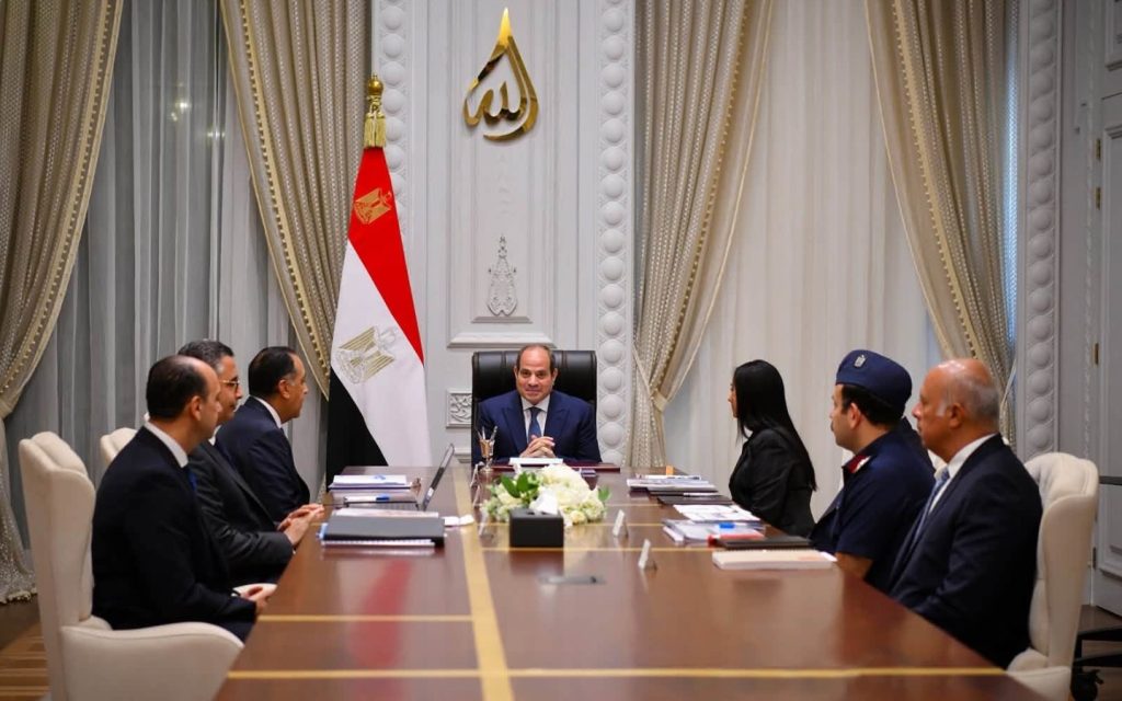 أخبار مصر - الرئيس السيسي يُتابع منظومة الأمن الغذائي ومدى توافر مخزون آمن لمدة زمنية مُطمئنة