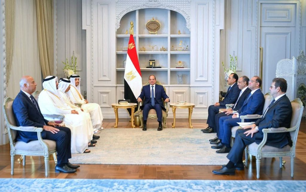 السيسي يستقبل رئيس وزراء قطر.. تعزيز العلاقات المصرية القطرية ووقف التصعيد الإقليمي أخبار مصر - السيسي يستقبل رئيس وزراء قطر.. تعزيز العلاقات المصرية القطرية ووقف التصعيد الإقليمي