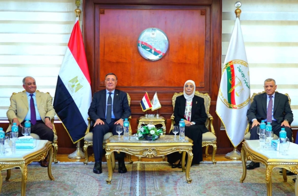 أخبار مصر - رئيس المحكمة الدستورية العليا يُشيد بالدور الوطني والقضائي الذي تضطلع به النيابة الإدارية