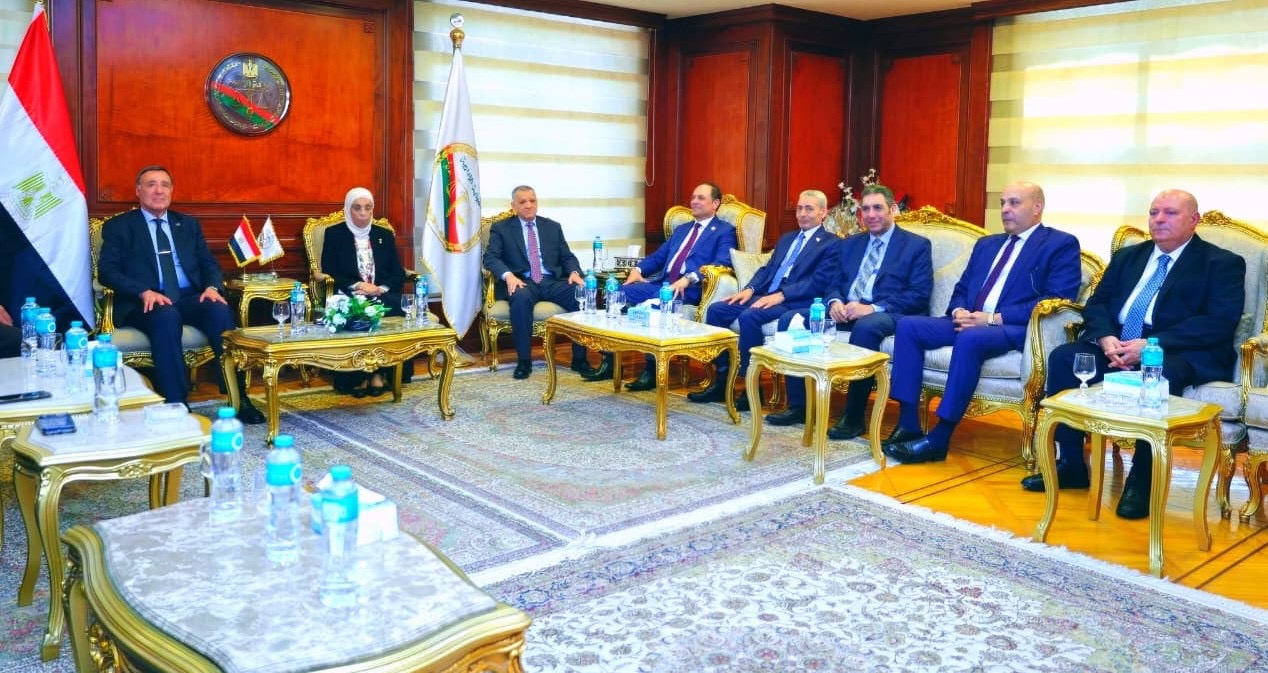 أخبار مصر - رئيس المحكمة الدستورية العليا يُشيد بالدور الوطني والقضائي الذي تضطلع به النيابة الإدارية