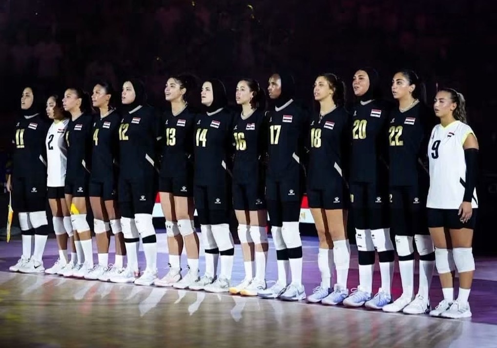 بعد غياب 23 عامًا عن اللقب الأفريقي.. وزير الشباب والرياضة يهنئ منتخب مصر للكرة الطائرة سيدات بالحصول على بطولة أفريقيا أخبار مصر - بعد غياب 23 عامًا عن اللقب الأفريقي.. وزير الشباب والرياضة يهنئ منتخب مصر للكرة الطائرة سيدات بالحصول على بطولة أفريقيا