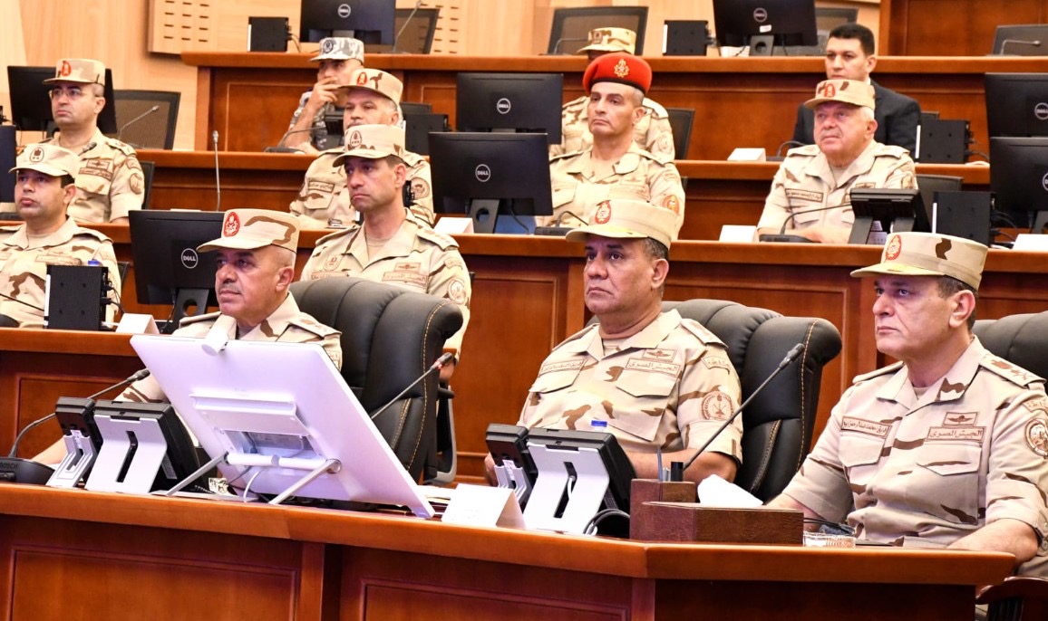 أخبار مصر - عبر تقنية «الفيديو كونفرانس» . وزير الدفاع والإنتاج الحربى يشهد تنفيذ المرحلة الرئيسية لمشروع مراكز القيادة الإستراتيجي التعبوي التخصصي لإدارة الحرب الكيميائية