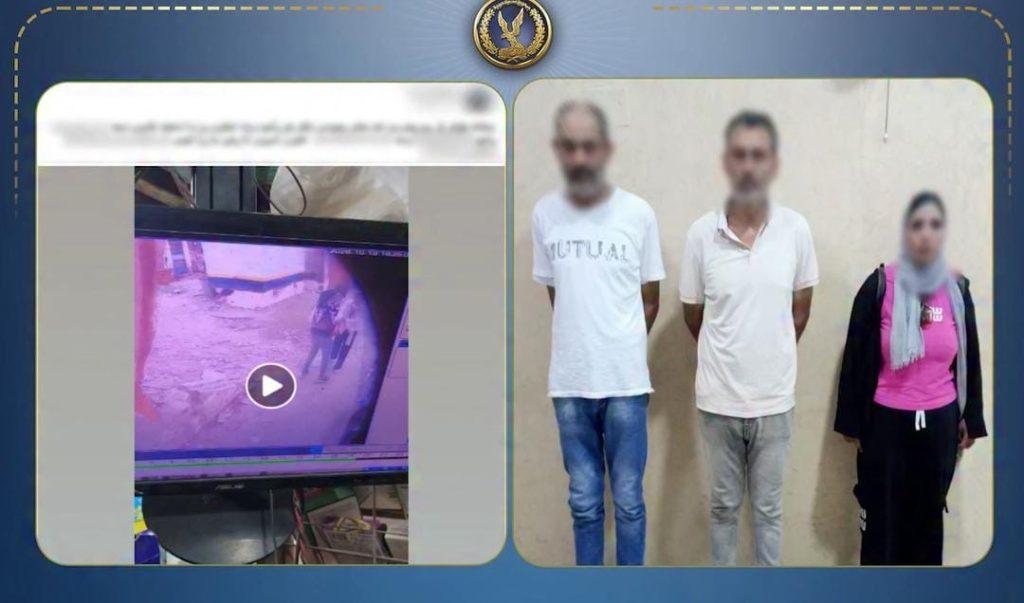 فيديو يكشف مشاجرة أمام كشك بالسويس.. ضبط طليق سيدة وشقيقه بعد تبادل الاتهامات أخبار مصر - فيديو يكشف مشاجرة أمام كشك بالسويس.. ضبط طليق سيدة وشقيقه بعد تبادل الاتهامات