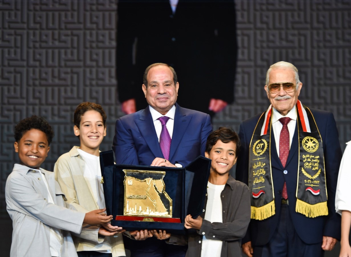 أخبار مصر - الرئيس عبد الفتاح السيسي يشهد الندوة التثقيفية الرابعة والأربعين بعنوان «وطن الأبطال» بمُناسبة ذكرى انتصارات أكتوبر المجيدة