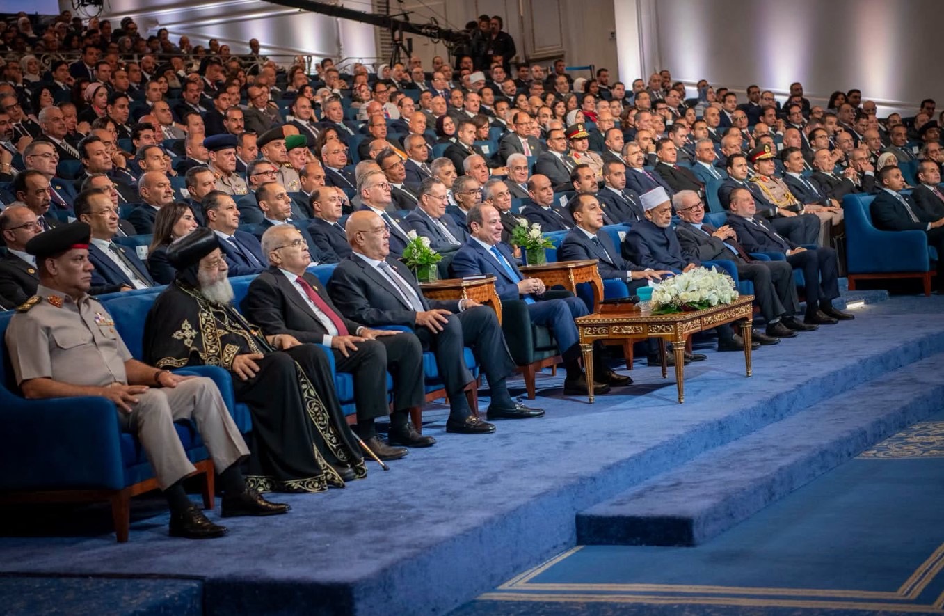 أخبار مصر - الرئيس عبد الفتاح السيسي يفتتح أعمال منتدى مصر 2026